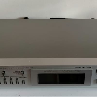 Akai AT-V04 AM/FM Stereo Digital Synthesizer Tuner 1980 image 2