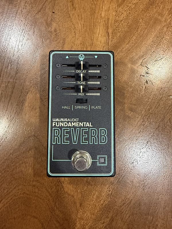 Walrus Audio Fundamental Reverb