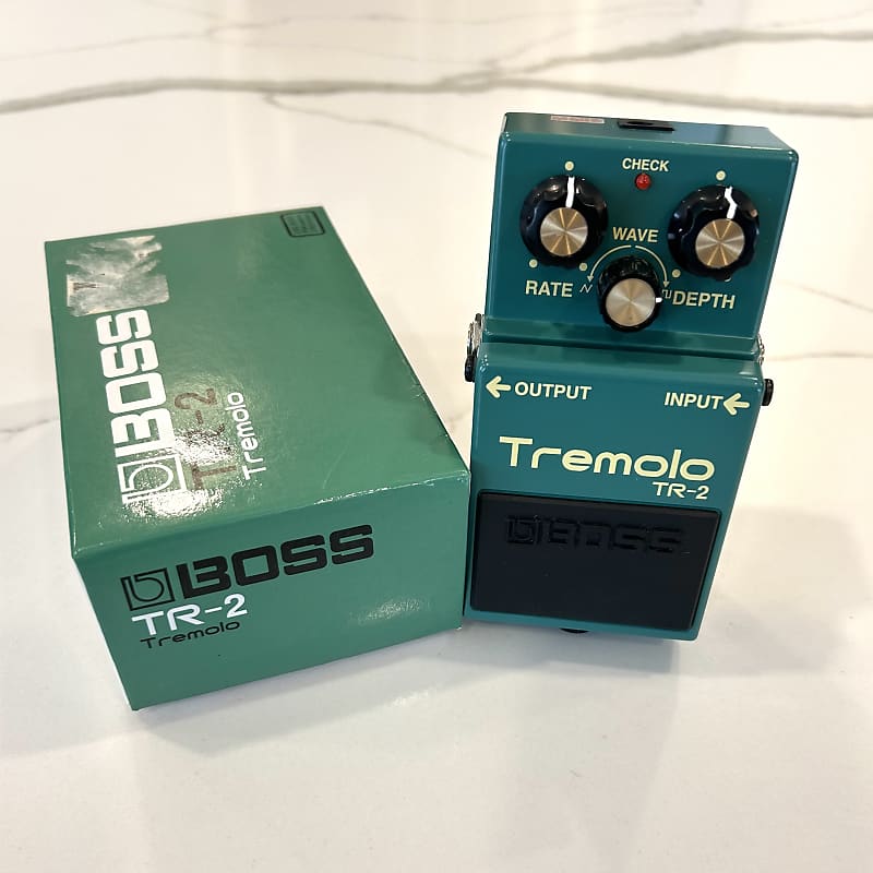 Boss TR-2 Tremolo | Reverb Canada