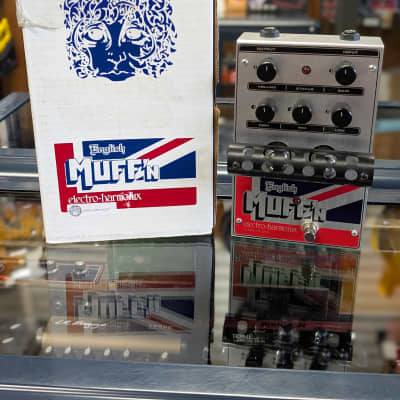 Electro-Harmonix English Muff'n Tube Distortion / Preamp
