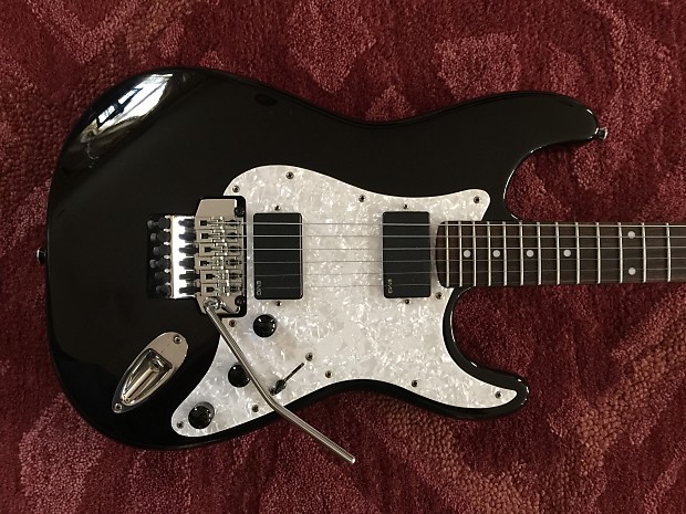Kirk hammett fender strat top