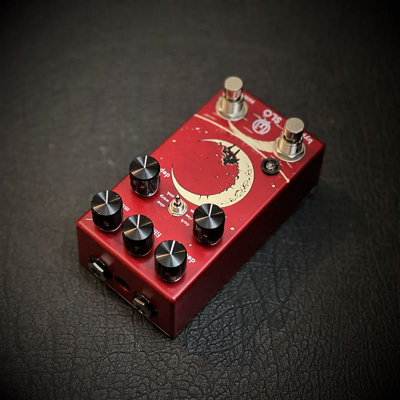 Walrus Audio Slö Red Limited Edition Multi Texture Reverb