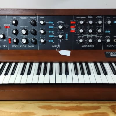 Moog Minimoog Model D 44-Key Monophonic Synthesizer 1971 - 1982 - Black / Wood (Serviced / Warranty)