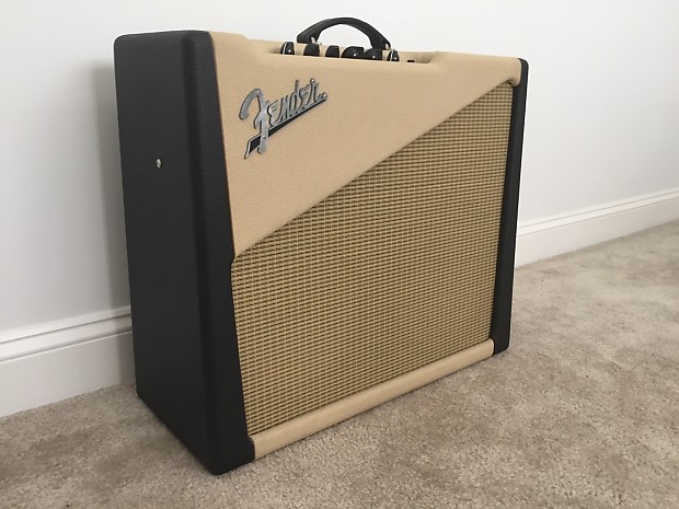 Fender custom shop top two tone amp