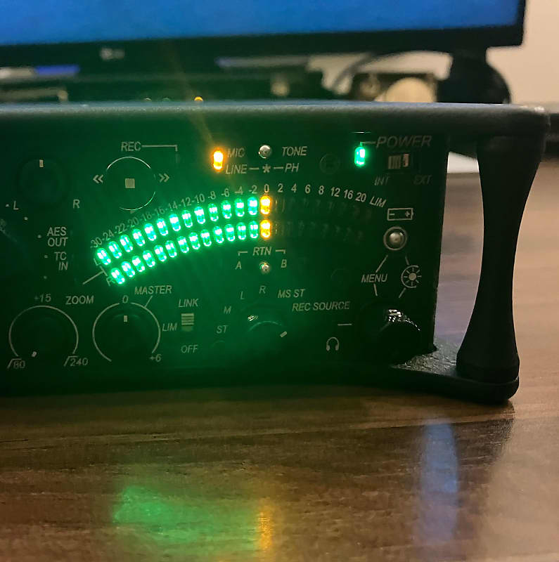 Sound Devices 552 5Channel Portable Mixer w/ Integrated Reverb