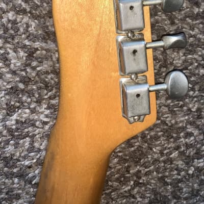 1986 Fender avri American Vintage reissue  '52 Telecaster electric guitar made in the usa ohsc image 20