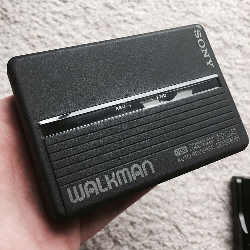 Sony WM-503 Walkman Cassette Player, Super Cool Black !! Working