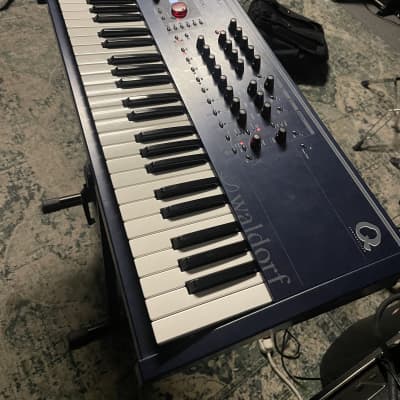 Waldorf Q 61-Key Synthesizer 1999 - 2011 - Blue
