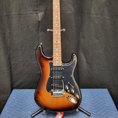 G&L Fullerton Deluxe S-500 with Rosewood Fretboard - 3-Tone Sunburst for sale
