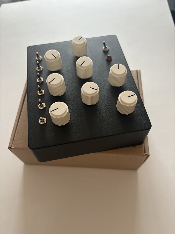 Rucci Maximal Drone Synth Pedal - Made in USA | Reverb