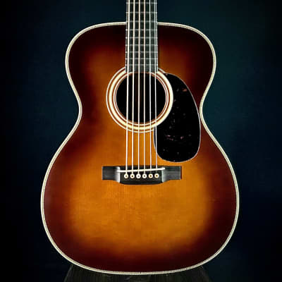Martin Custom Shop 000-28 Authentic Stage 1 Aged - Ambertone for sale