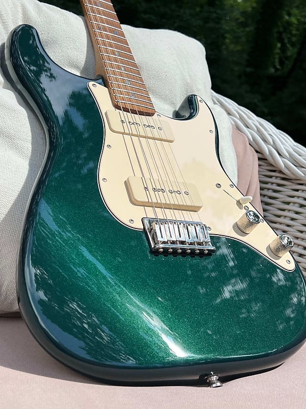 ギター SQUIRE Stratocaster P90 Squier P90 Stratocaster Sunburst | Reverb