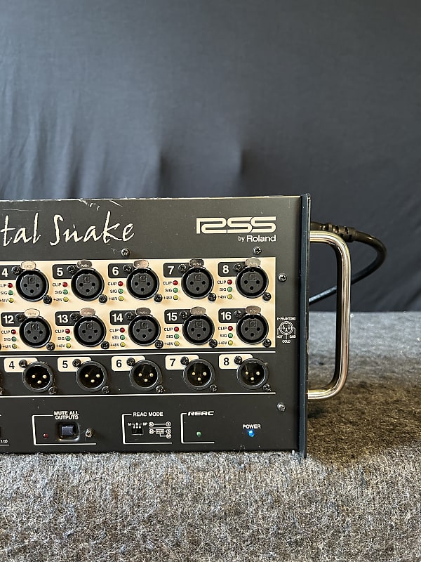 Roland S-1608 16x8 Digital Audio Snake RSS