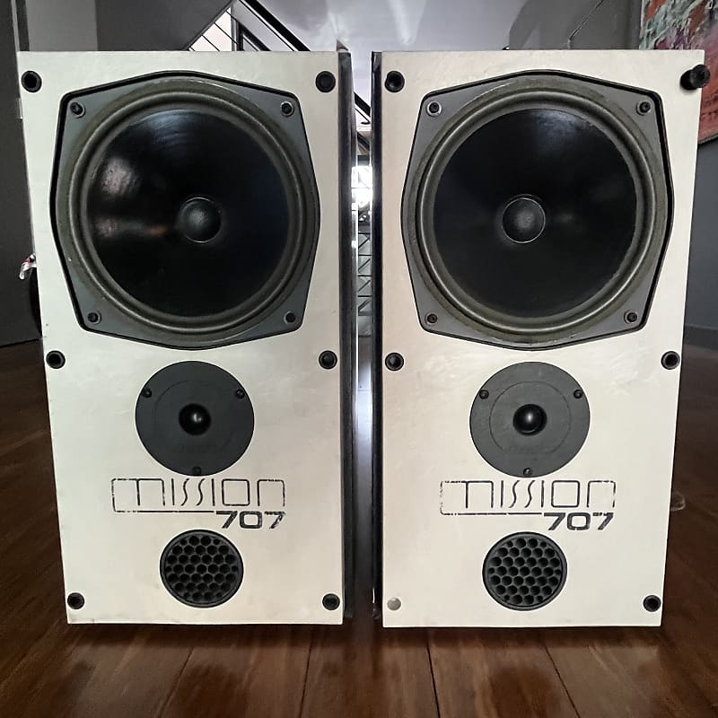 Mission Electronic 707 HiFi Speakers Mid-90’s - Black with white front Mission 707 logo  			
