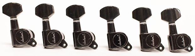 Jackson deals machine heads