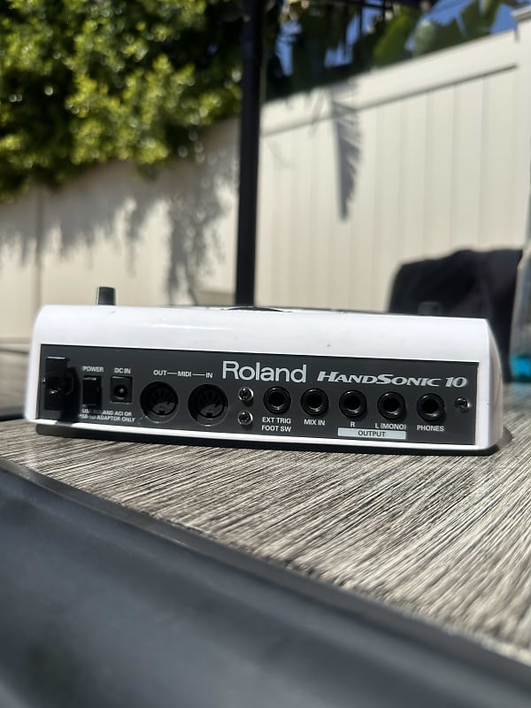 Roland HPD-10 HandSonic Digital Hand Percussion Controller