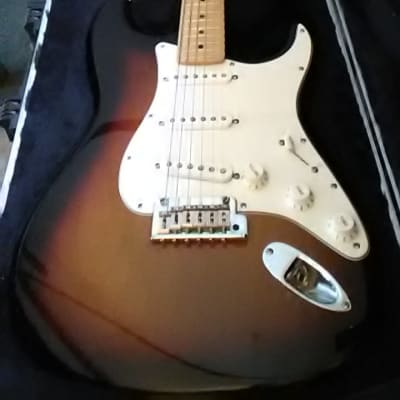 2011 Fender American Standard Stratocaster image 3