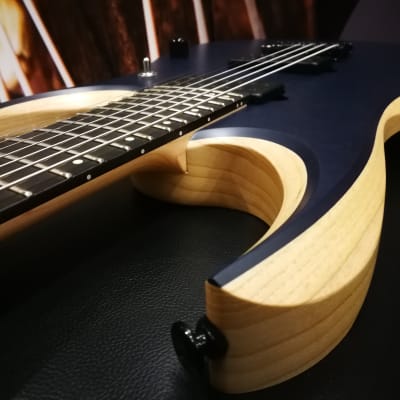 Ibanez RGDR4427FX-NTF Prestige E-Guitar 7 String - Natural Flat + Case image 3