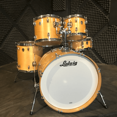 Ludwig Classic Birch Fusion Outfit 8x10 / 10x12 / 14x14 / 16x22" Drum Set