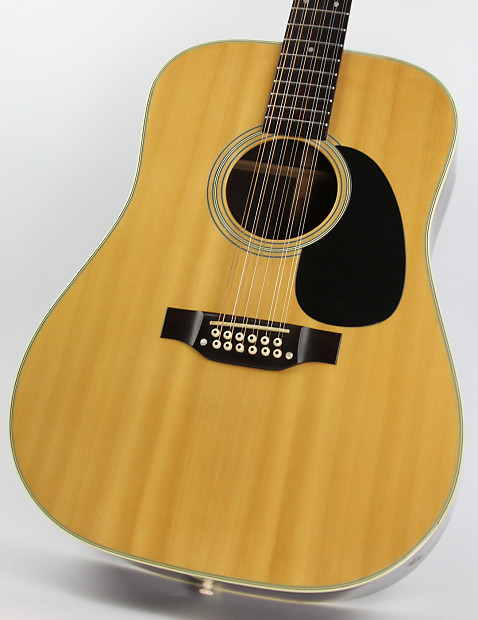 Takamine G335 Natural