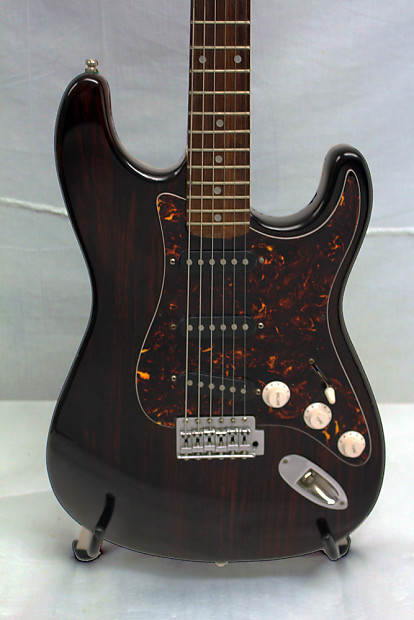 Hondo Deluxe Series 760 Model H760RW R See Shipping Details