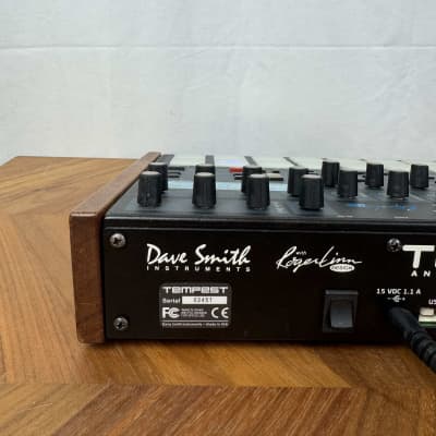 Dave Smith Instruments Tempest 6-Voice Drum Machine 2011 - 2018 - Black with Wood Sides image 3