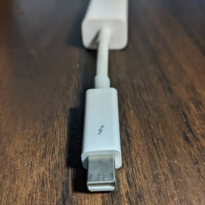 Apple Thunderbolt 2 to FireWire Adapter White | Reverb
