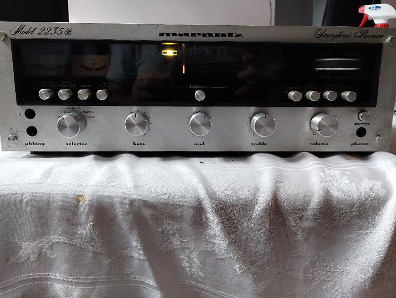 Marantz 2235B receiver in very good condition, service - 1970&#039;s  			