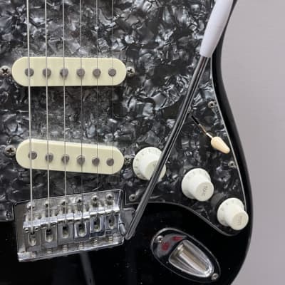 Fender Stratocaster 1994-1995 - Black image 3