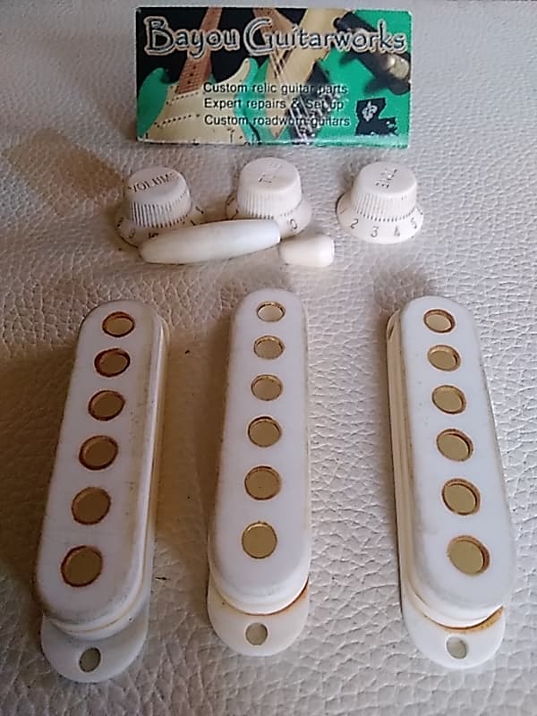 Fender Stratocaster Knobs and tips with covers kit Parchment Reverb