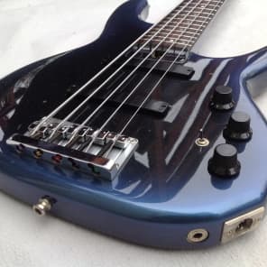Heartfield by Fender DR-5 Blueburst 5-String Bass Made in Japan image 3