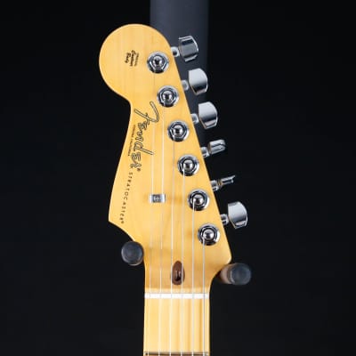 Fender American Professional II Stratocaster LH, Mpl Fb, Mercury image 6