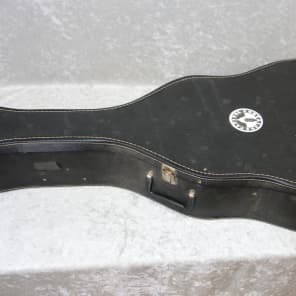 Kingston V2 acoustic guitar with chipboard case image 10