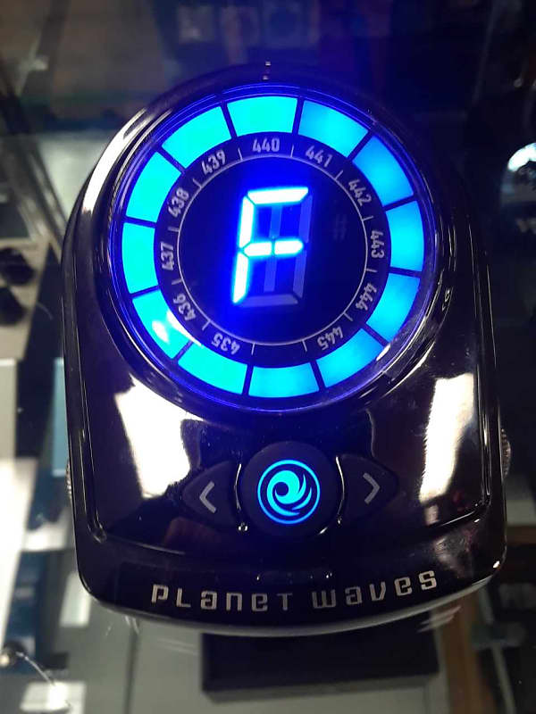 Planet Waves PW-CT-07 Tru-Strobe Desktop Strobe Tuner. In Box & Unused.