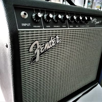 Fender Super Champ X2 2-Channel 15-Watt 1x10