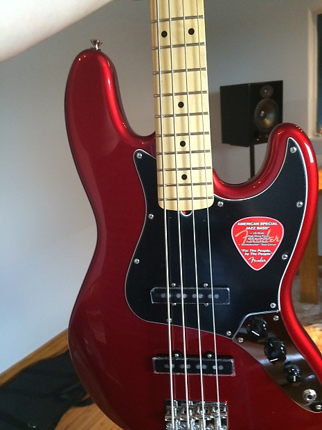 Fender American Special Jazz Bass Cherry Red