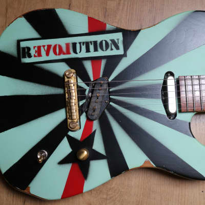 Slick Guitars SL50 Custom Painted Skullcat Revolution Qnstang image 16
