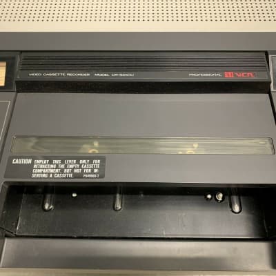 JVC CR-8250U Professional U-Matic Recorder Cassette Tape VCR VHS Editor image 4
