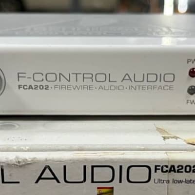 Behringer FCA202 Scheda Audio Firewire 2 In - 2 Out image 1