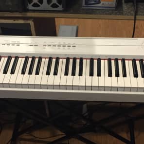 Yamaha P105 88-Key Graded Hammer Action Digital Piano Keyboard