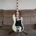 2018 Fender Mexican Special Deluxe PJ Bass Olympic White