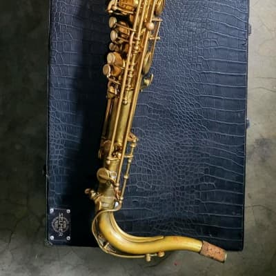 Selmer 80 Super Action Professional Model Tenor Saxophone - Dark-Lacquered Brass with Engraving image 2