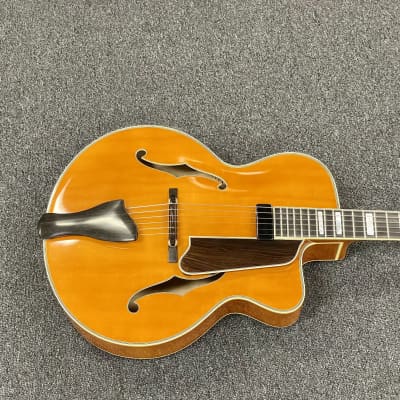 Eastman Uptown AR805CE Archtop Guitar 2006 - Blonde w/ Hardshell case image 4