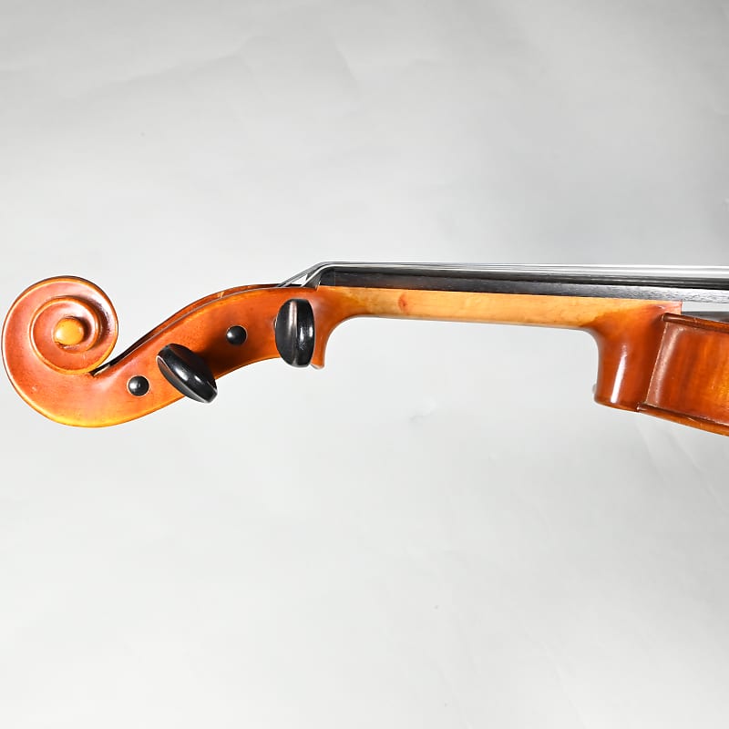 Suzuki Violin No. 330 (Intermediate), Nagoya, Japan, 3/4 Suzuki Violin No. 330 (Intermediate), Nagoya, Japan, 3/4