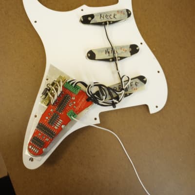 Custom Stratocaster 2024 - Yellow image 6