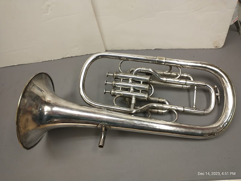 J.W. Pepper Superior First Class Silver Alto Horn image 1