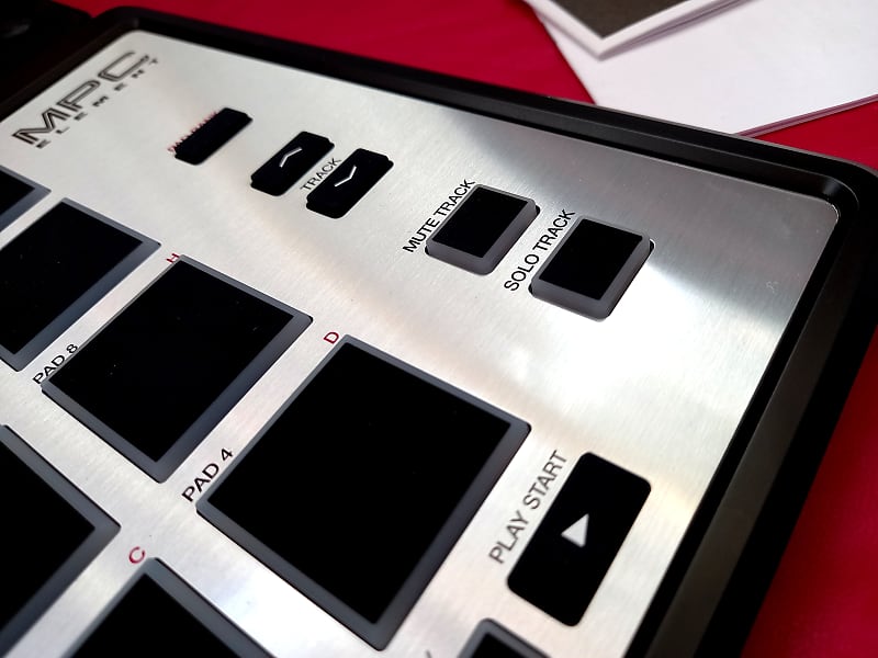 Akai MPC Element Music Production Controller