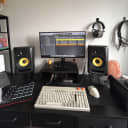 KRK Classic 5 2-Way 5" Active Studio Monitors (Pair) 2020 - 2021 - Black