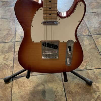 Fender Telecaster  2020 Sunburst image 5