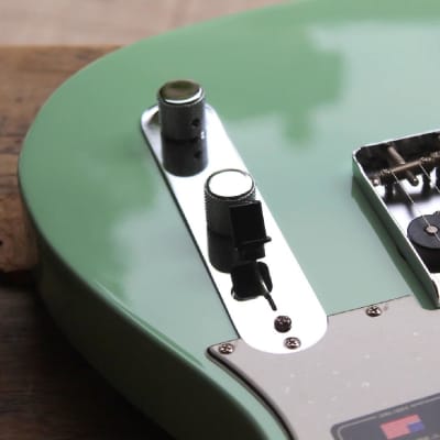 FENDER "American Vintage II 1963 Telecaster, Rosewood Fingerboard, Surf Green" HARDCASE, PAPERS, 3, 5 KG image 5